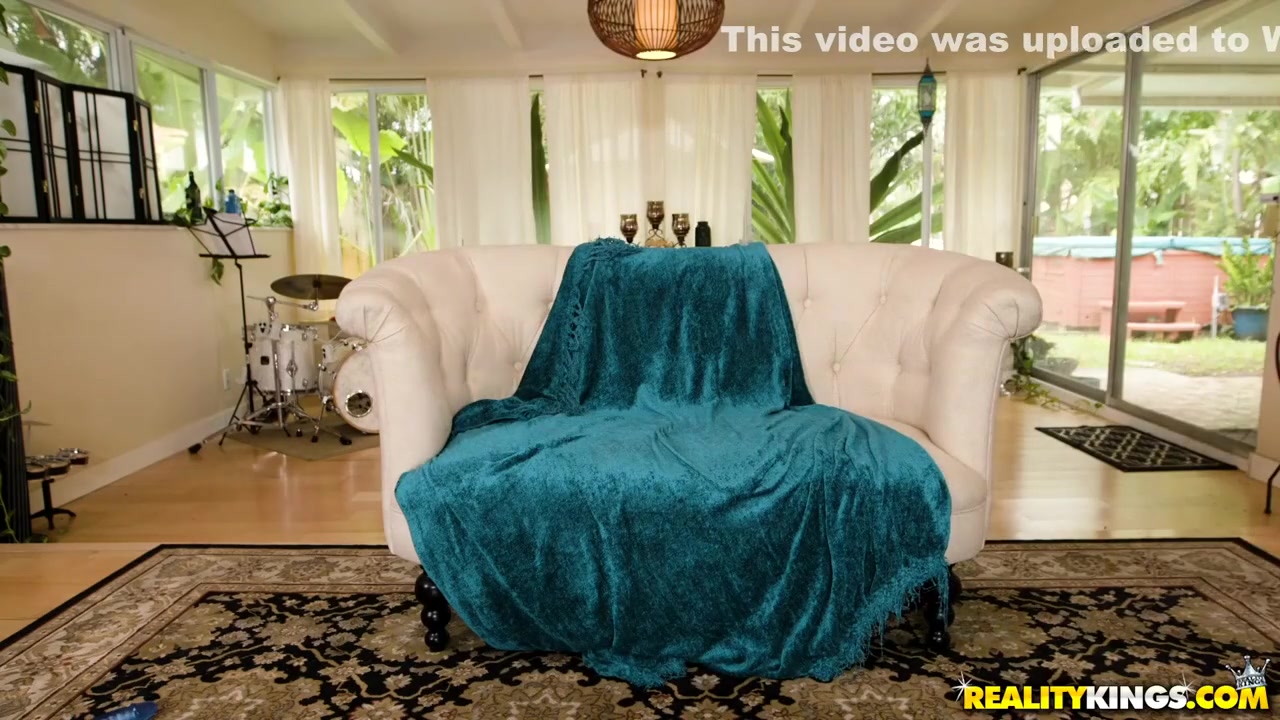 Kinsley Anne In Lustful Succubus In Black Lingerie Rides A Huge Dick Like A Rodeo