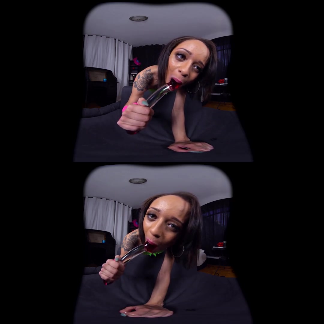 Holly Hendrix in Only Anal - HoloGirlsVR