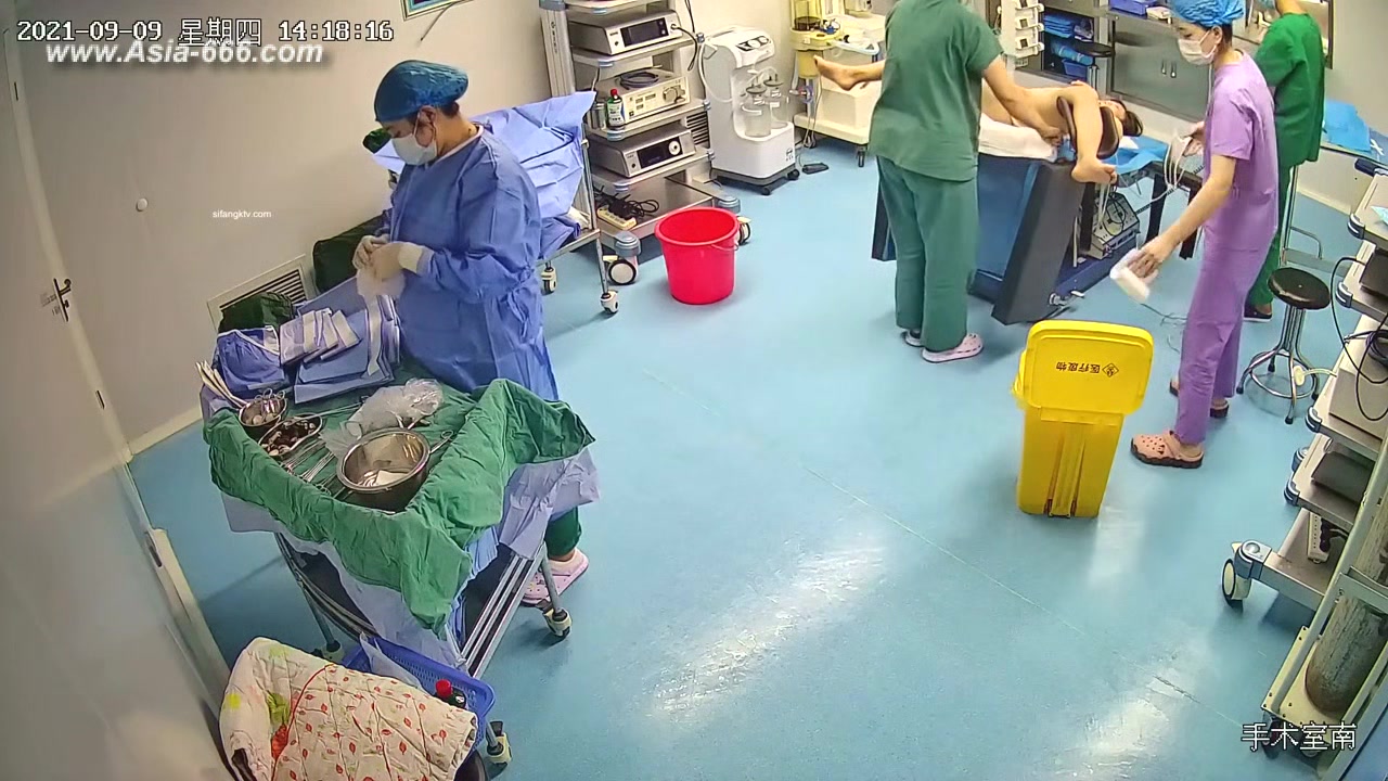 Peeping Hospital patient.12