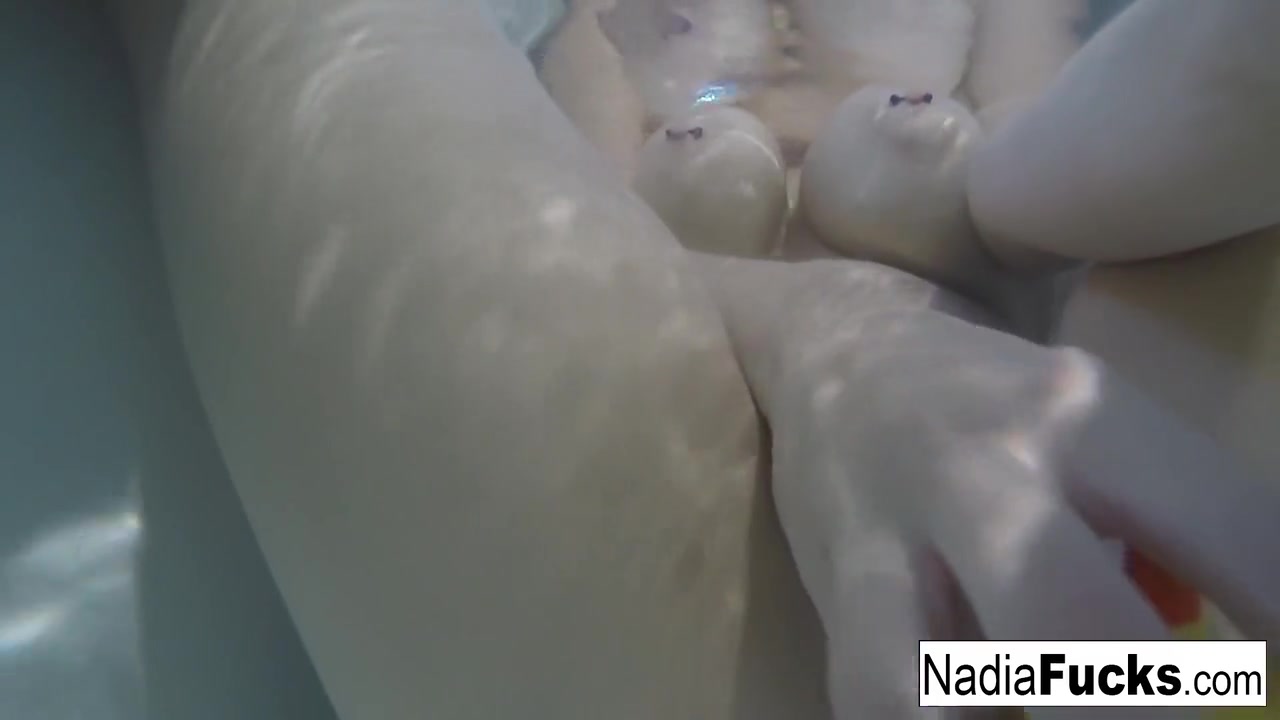 Big Tittied Blonde Masturbates With Rubber Ducks