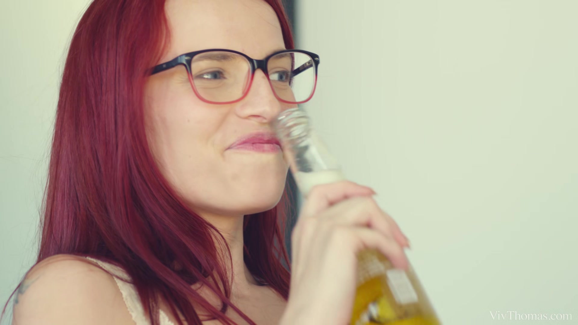 Truth or Dare 1 - Impugn - Julia Roca & Leila Smith - VivThomas