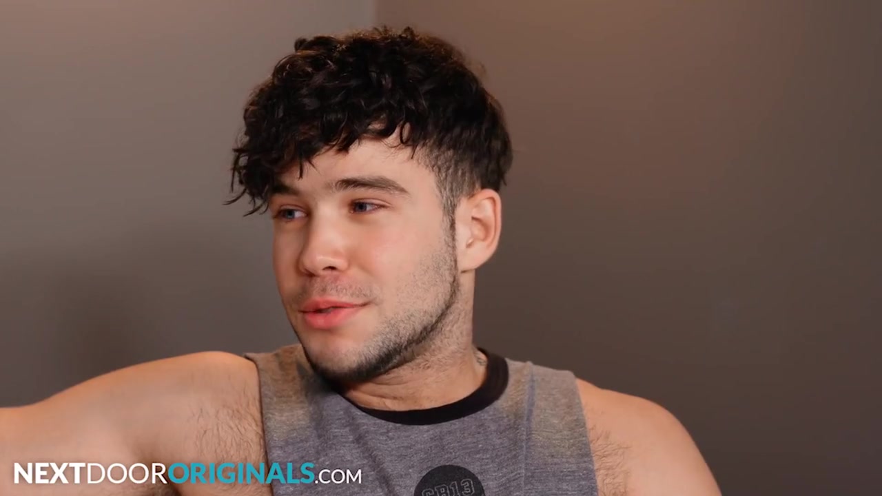 Frustrated Straight Jock Cant Cum, Hunk Roomie Lends A Hand Nds - Joseph Castlian And Nico Coopa