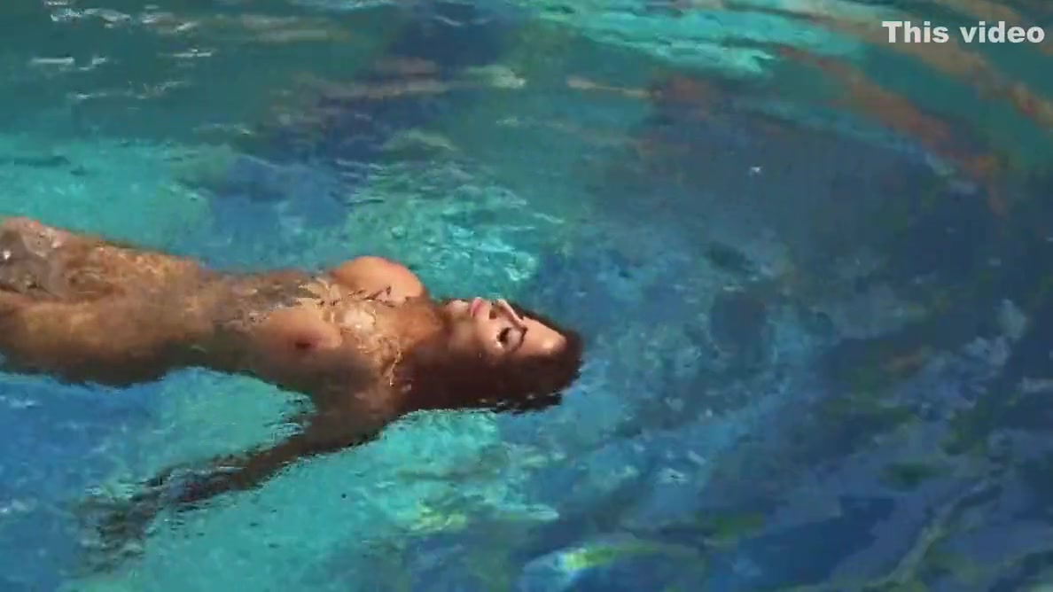 Wont Disappoint You By The Poolside