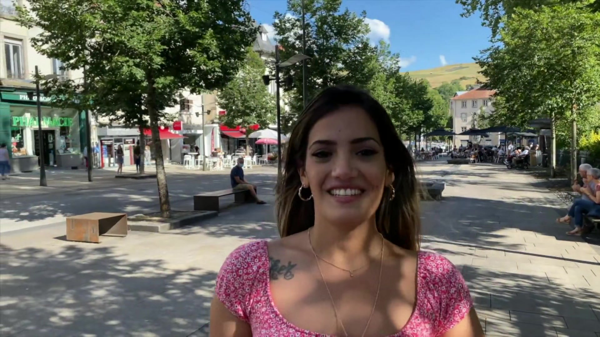Pénélope, 23 years old, caliente student 18+!