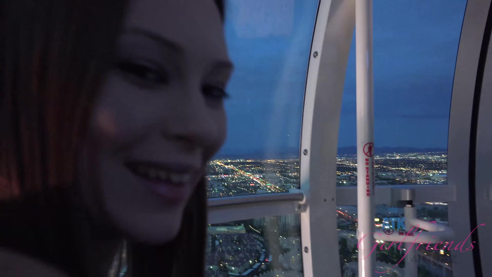Virtual Vacation In Las Vegas With Cute Alexa Nova 1/2