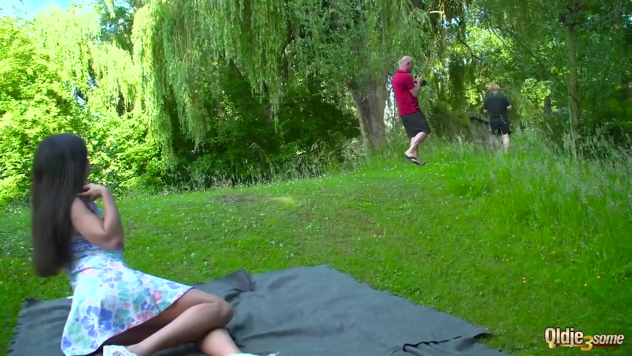 Sexy Babe Swallows Jizz From 2 Grandpas