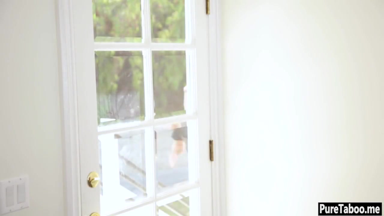 Blonde teen 18+ Rides A Spying Neighbors Big Dick - Hot Kinky