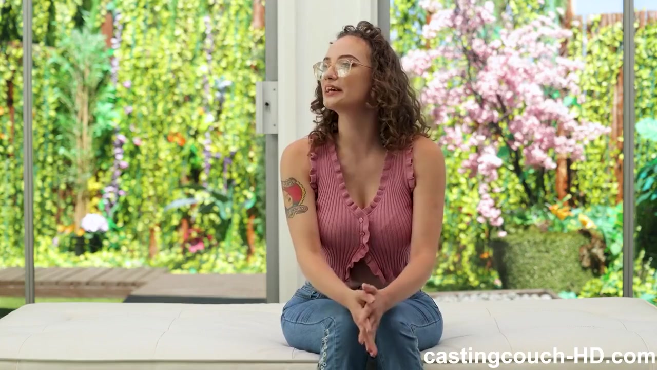 Girl Has Such Perfect Round Big Titties Streamvid.net
