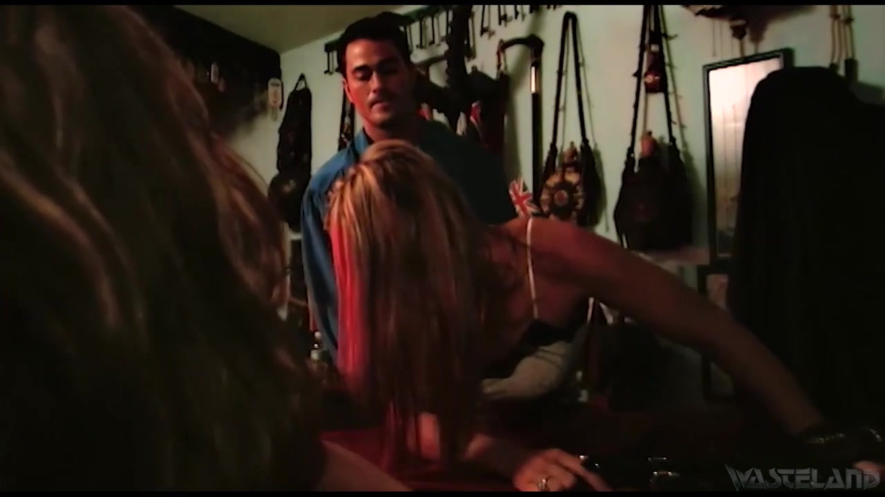 Veronika & Jenny Hendrix & Dale Dabone & Lezley Zen & Johnny Ace in Into The Mist - 2: Into The Punishment Room - KINK