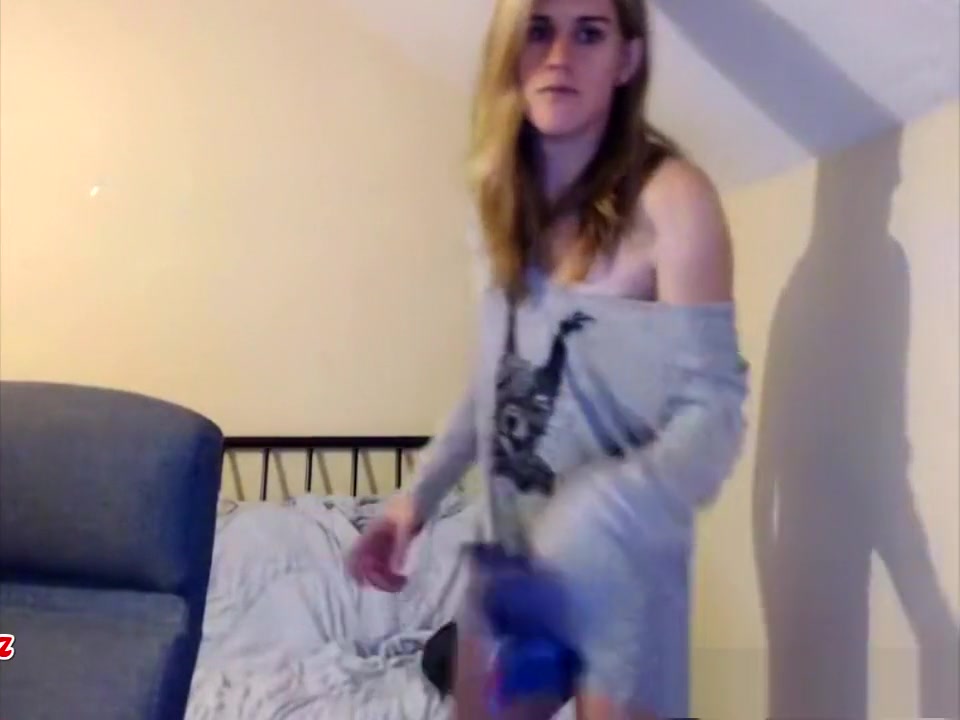 amateur blonde TS Cums With A sex toy In Her butthole