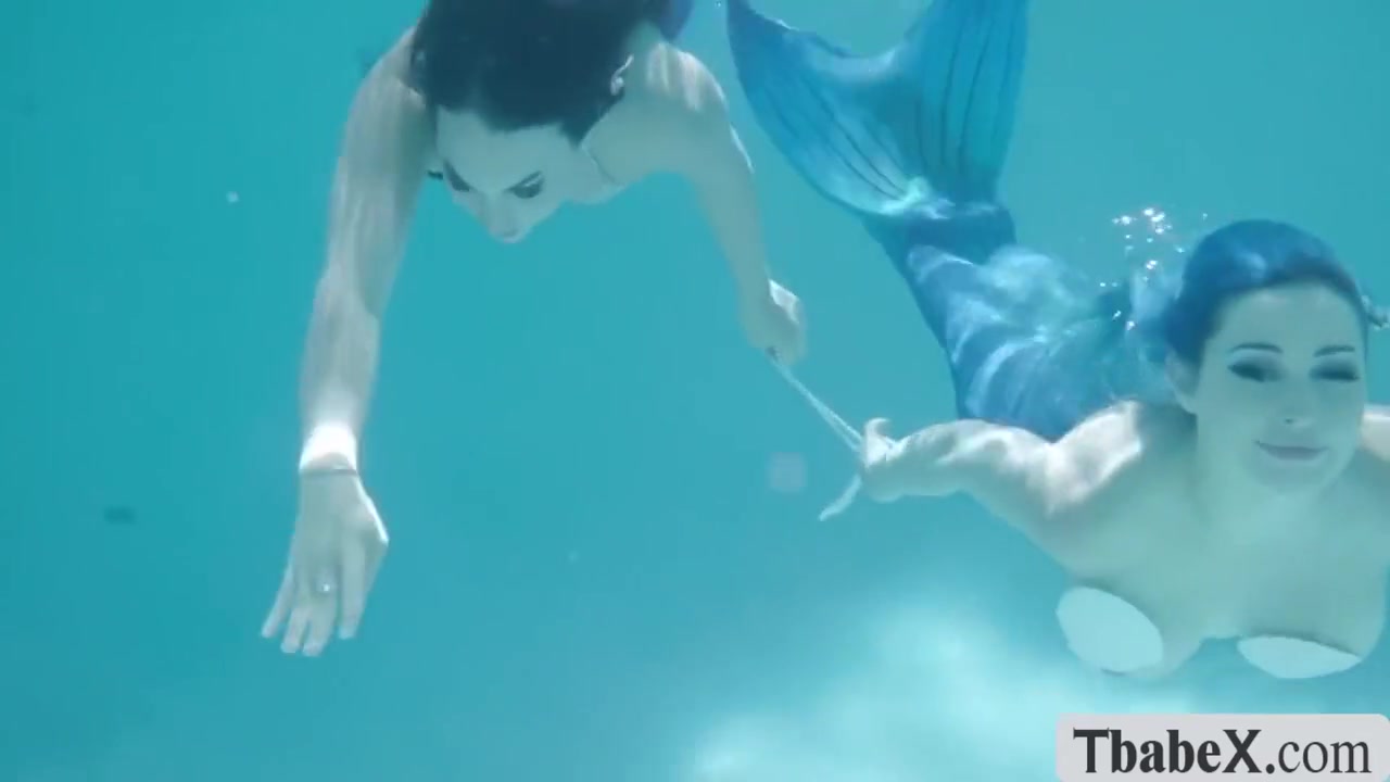 Jewelz Blu And Kasey Kei In Curious Big Tits Mermaid Fucked By Her Ts Friend