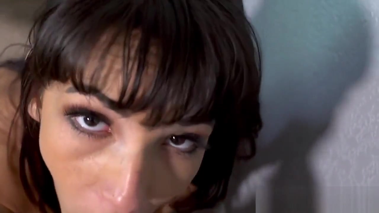 Pretty teen 18+ sstepsister gets railed