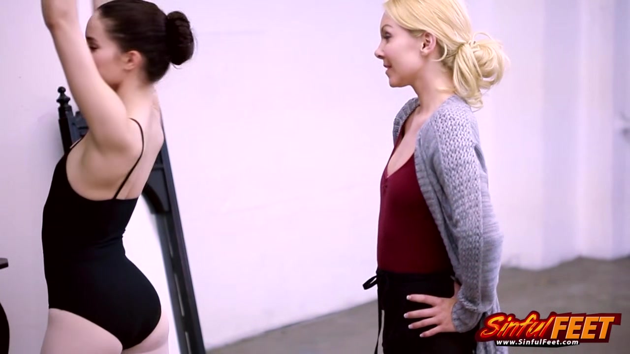 Ashley Stone And Jenna Ross Get It On After Dance Class