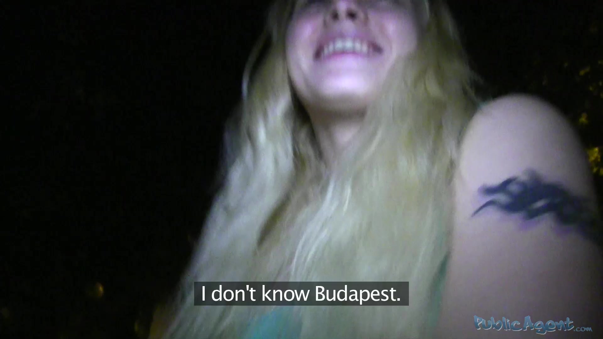 PublicAgent Clip. Lola