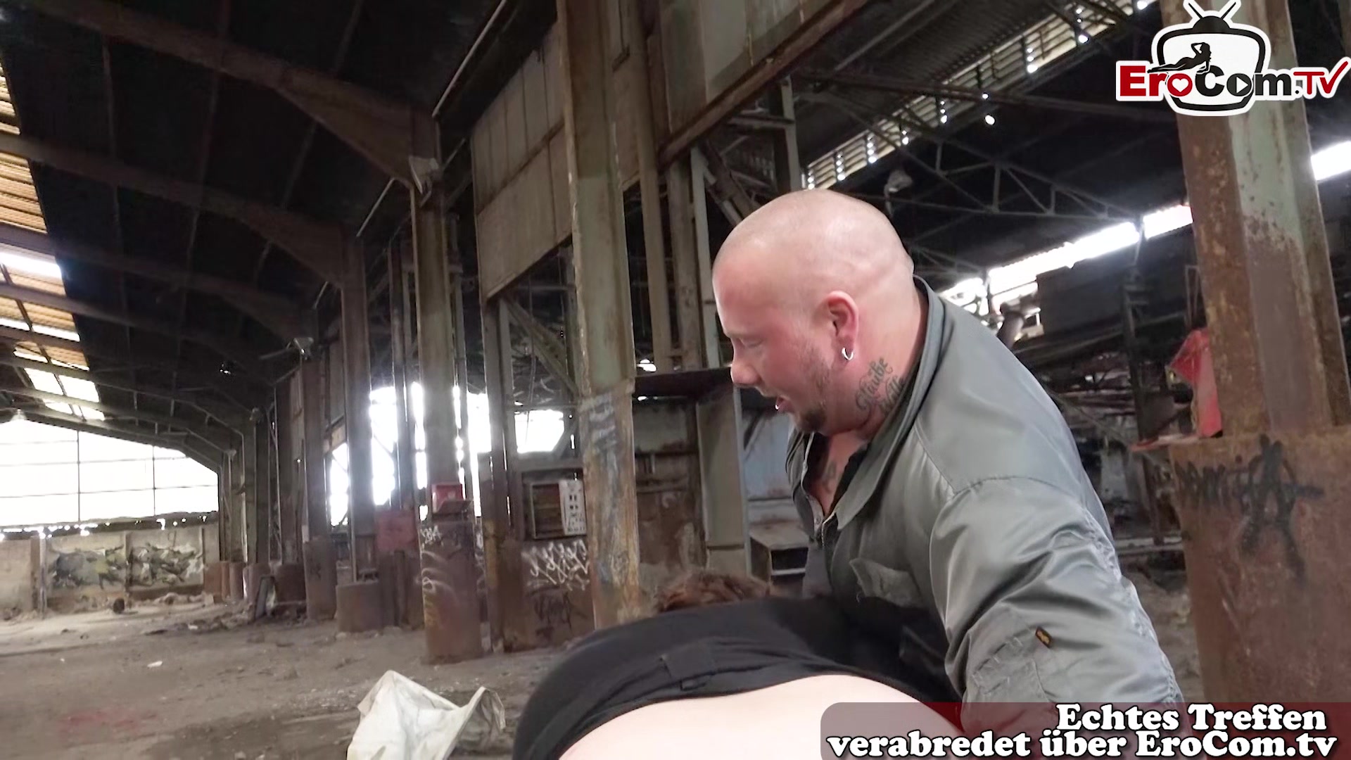 German Fat Housewife is happy to fuck stranger guy outdoor