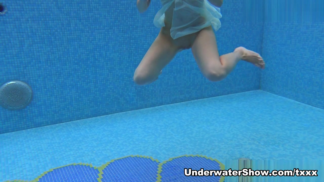 Vogue Lizi Video - UnderwaterShow