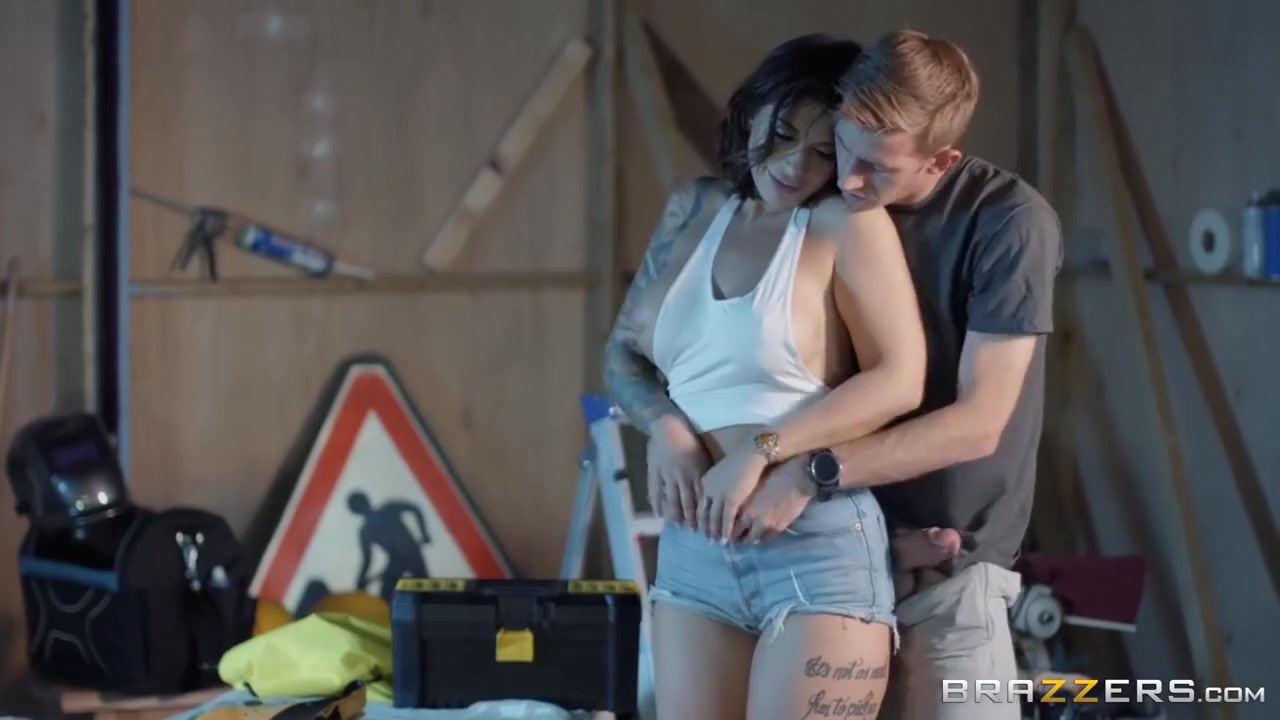 A Female Construction Worker Gets Horny At Work With Danny D And Ivy Lebelle