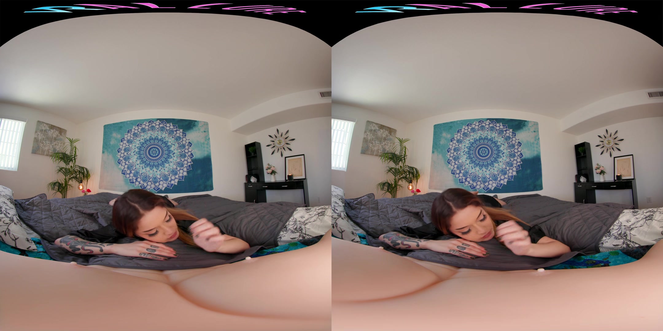Horny tattooed Latina plays with herself in virtual reality