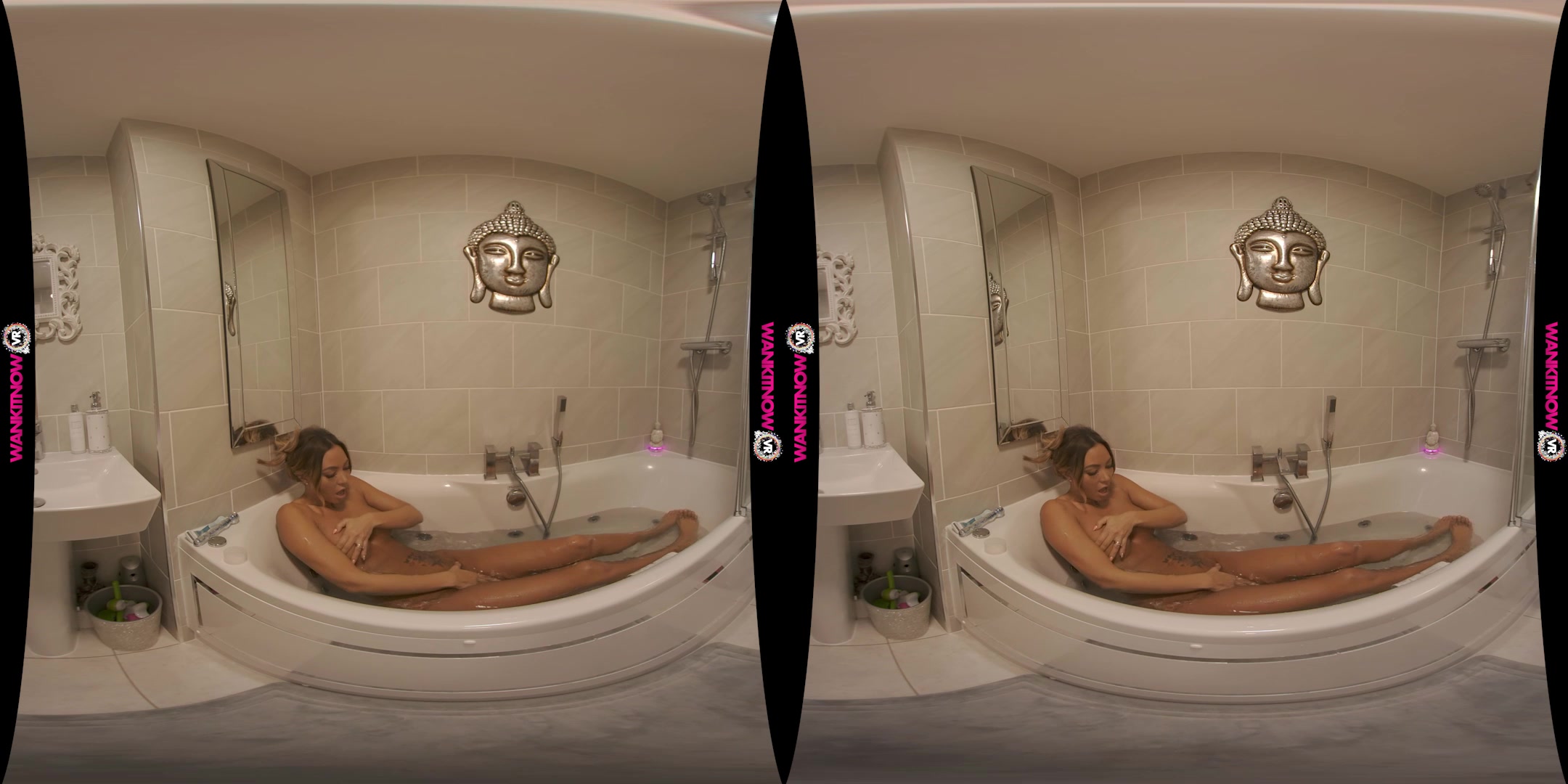 Wank And Watch featuring Natalia Forrest - WankitNowVR