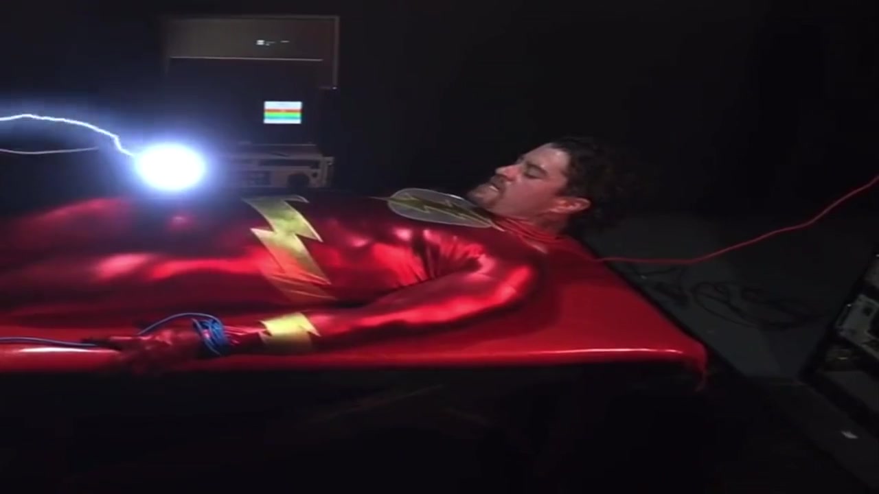 Deadpool Captures The Flash