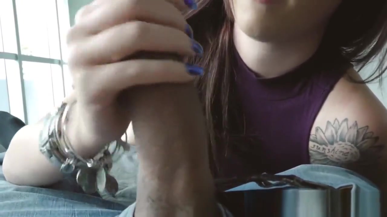 teen 18+ stepsis pussy drips