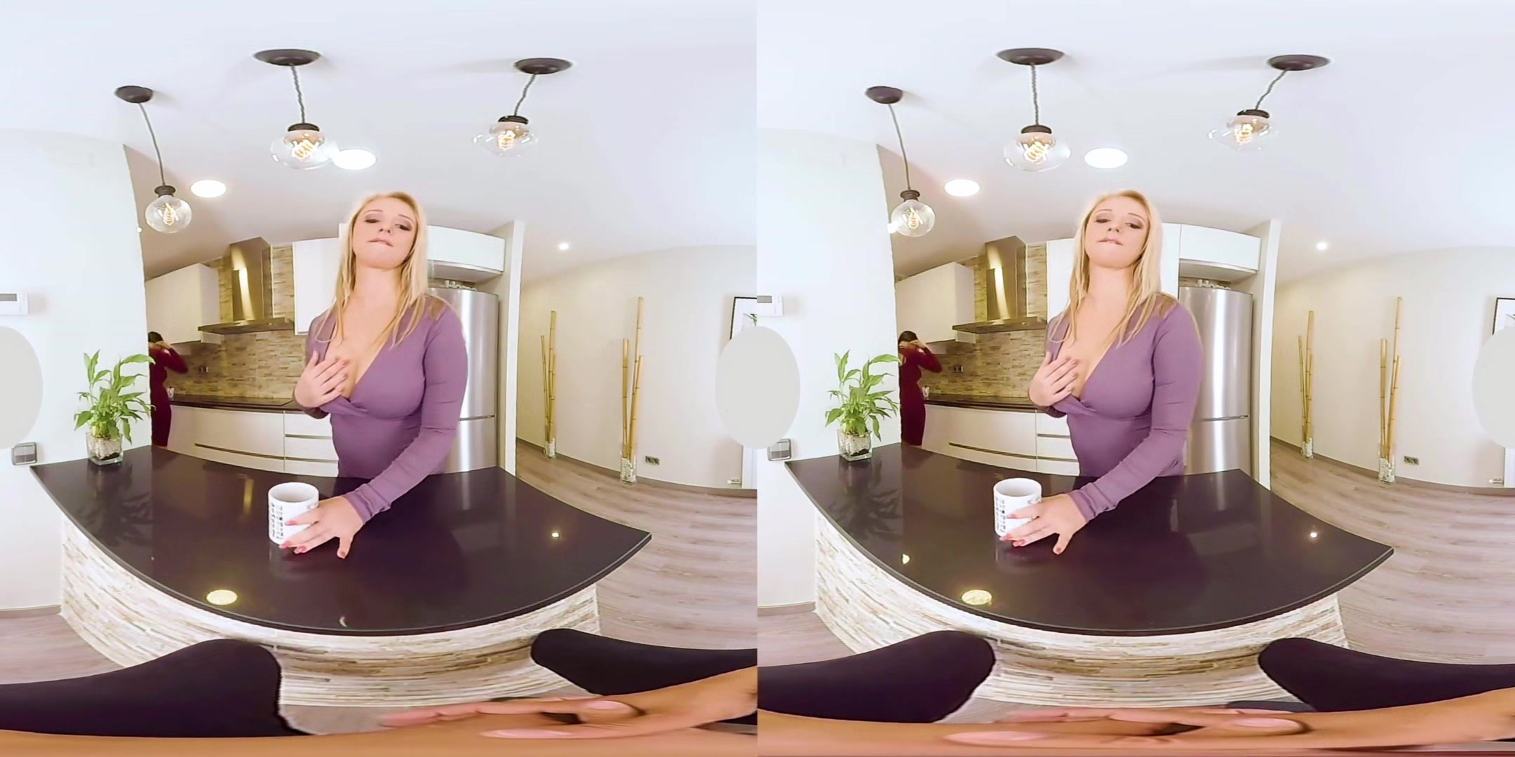 The Love We Share Seems To Go Nowhere - Amateur Blonde