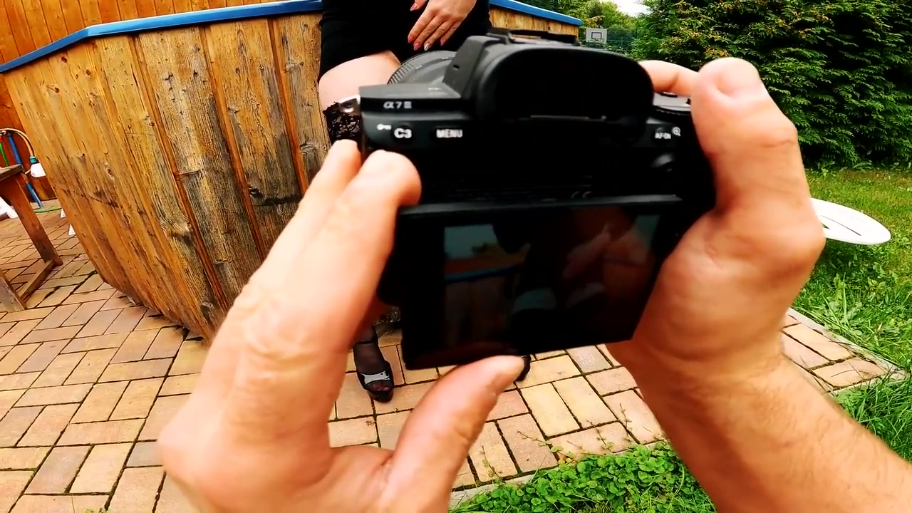 Von Wegen Fotoshooting! Ich Wollte Nur Schwanz In Meiner Fotze! - Sei N