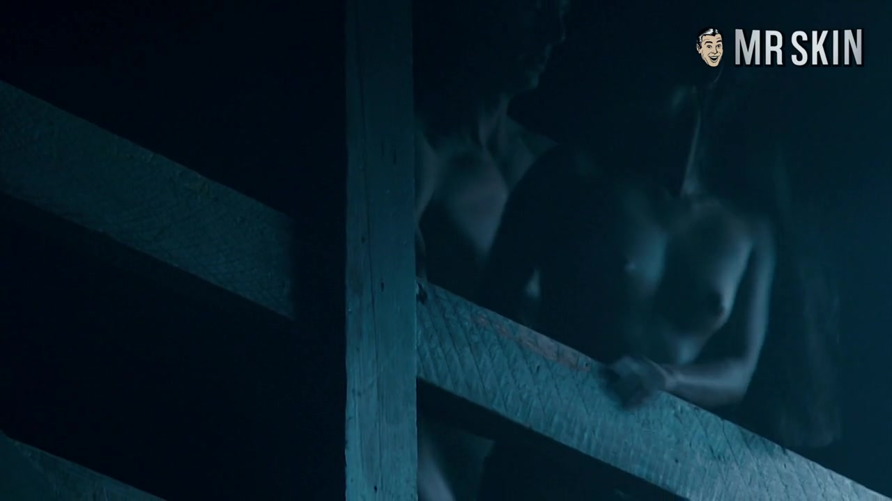 Emilia Clarke's Boobs Keep Winter Coming - Mr.Skin