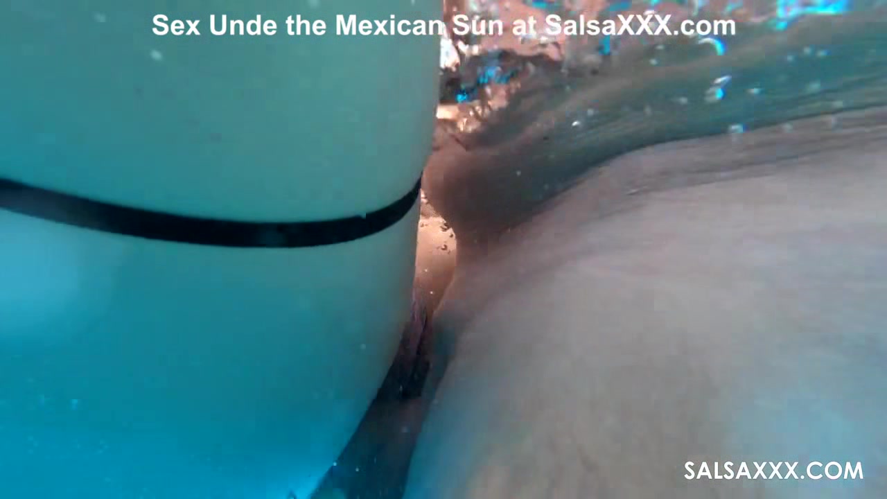 Latina Squirts while Fucked - Salsaxxx