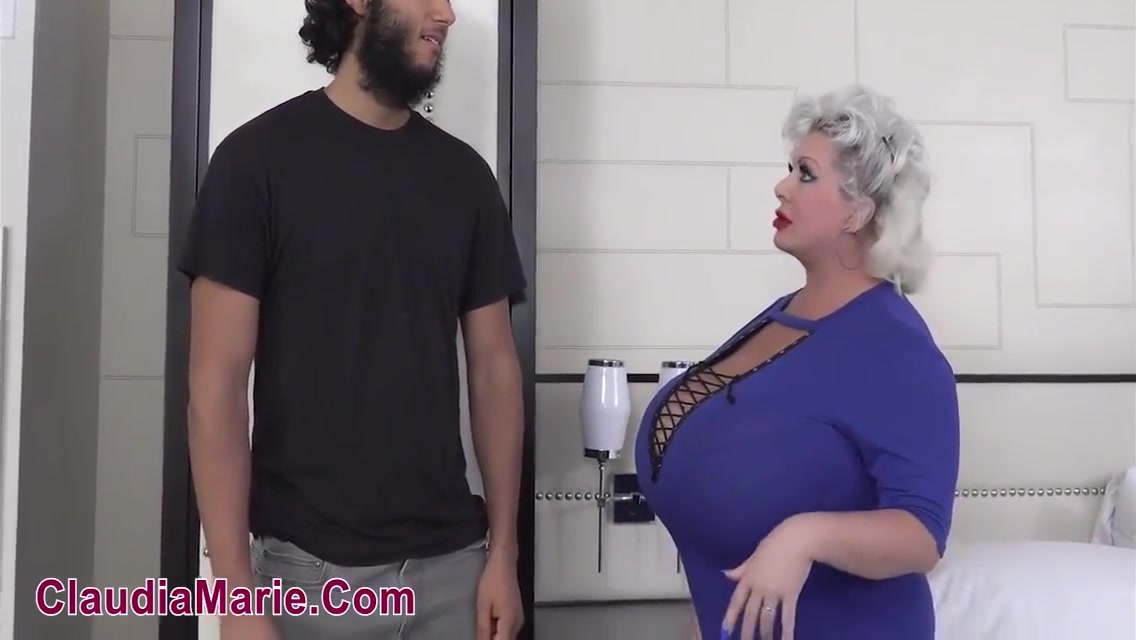 Twerks Fat Ass For Mexican Then Gets Impregnated 6 Min - Claudia Marie
