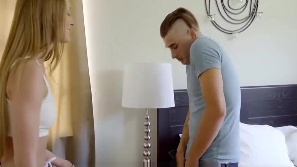 Fucked His Stepsis To Keep Her Quiet And Cums Inside