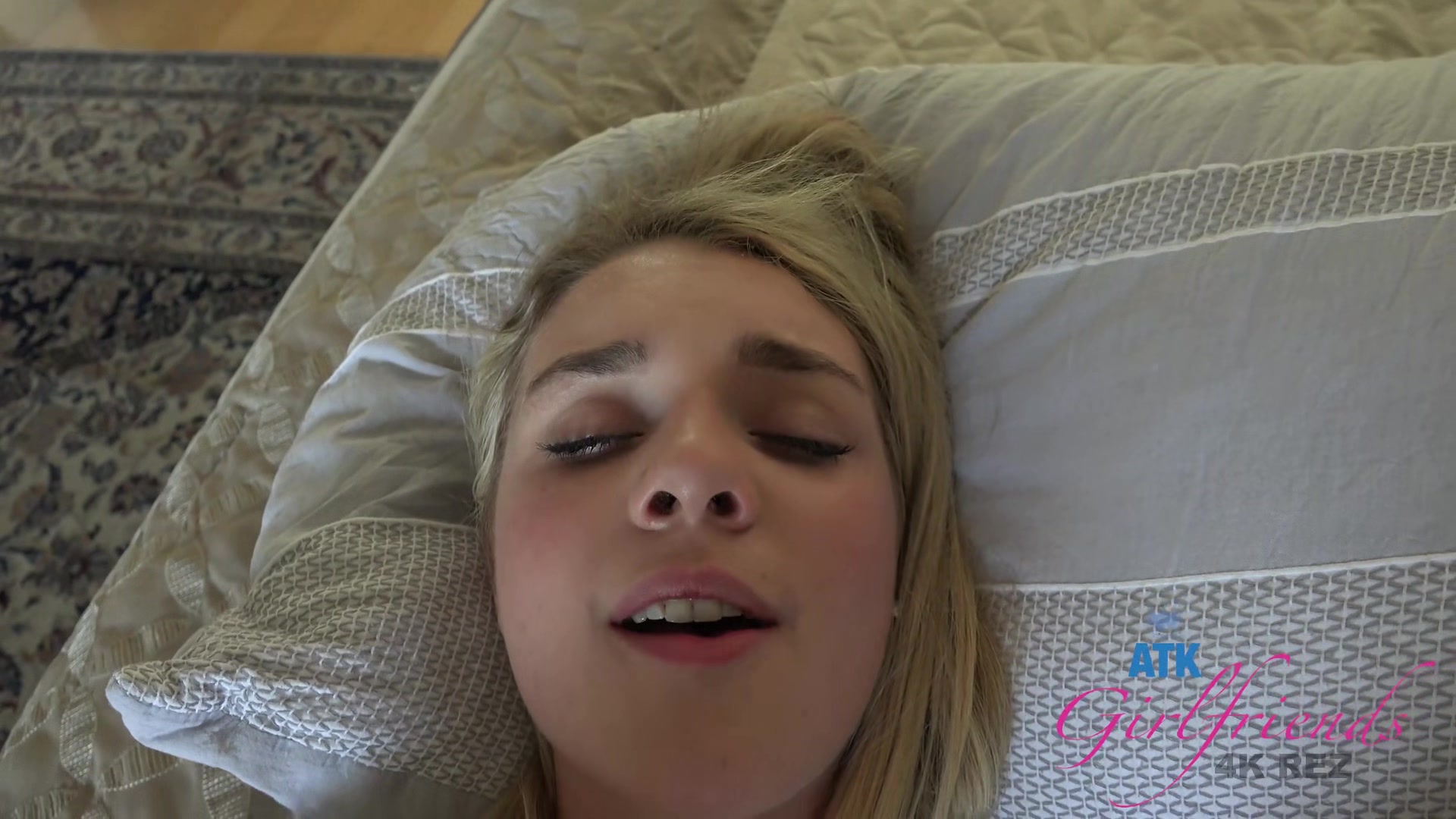 Fucking Deep Big Titted Gabbie