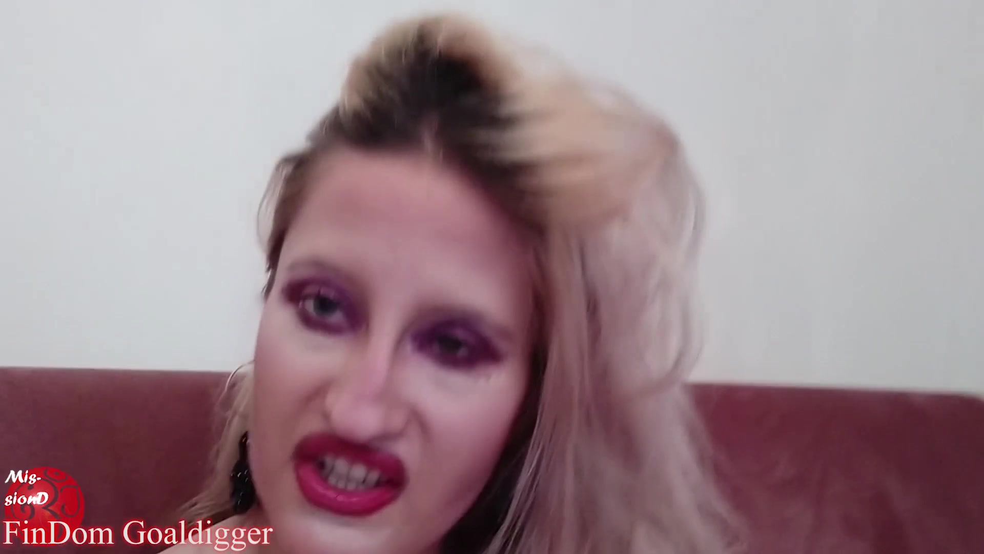 Buy This Clip And I Will Buy New Camera - Sex Movies Featuring Findom Goaldigger