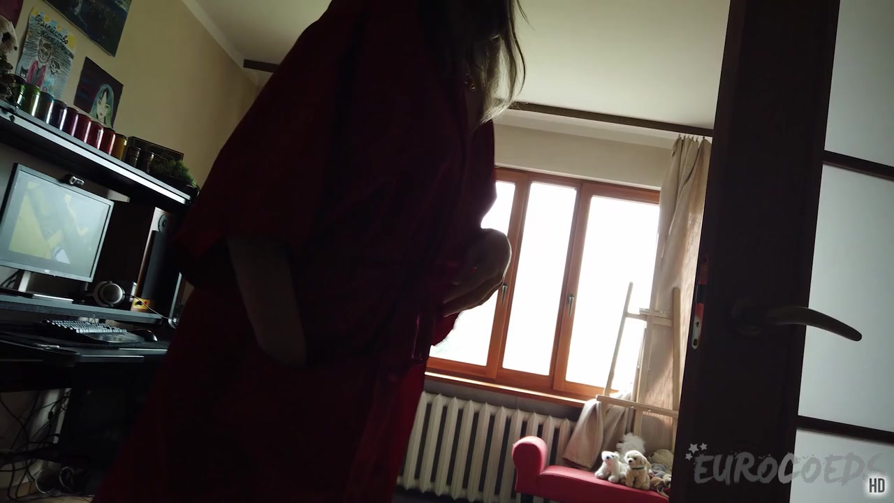 Pov Between The Scenes Blowjob Hot Young 18yo Kapri Sucking Dick And Swallowing Cum