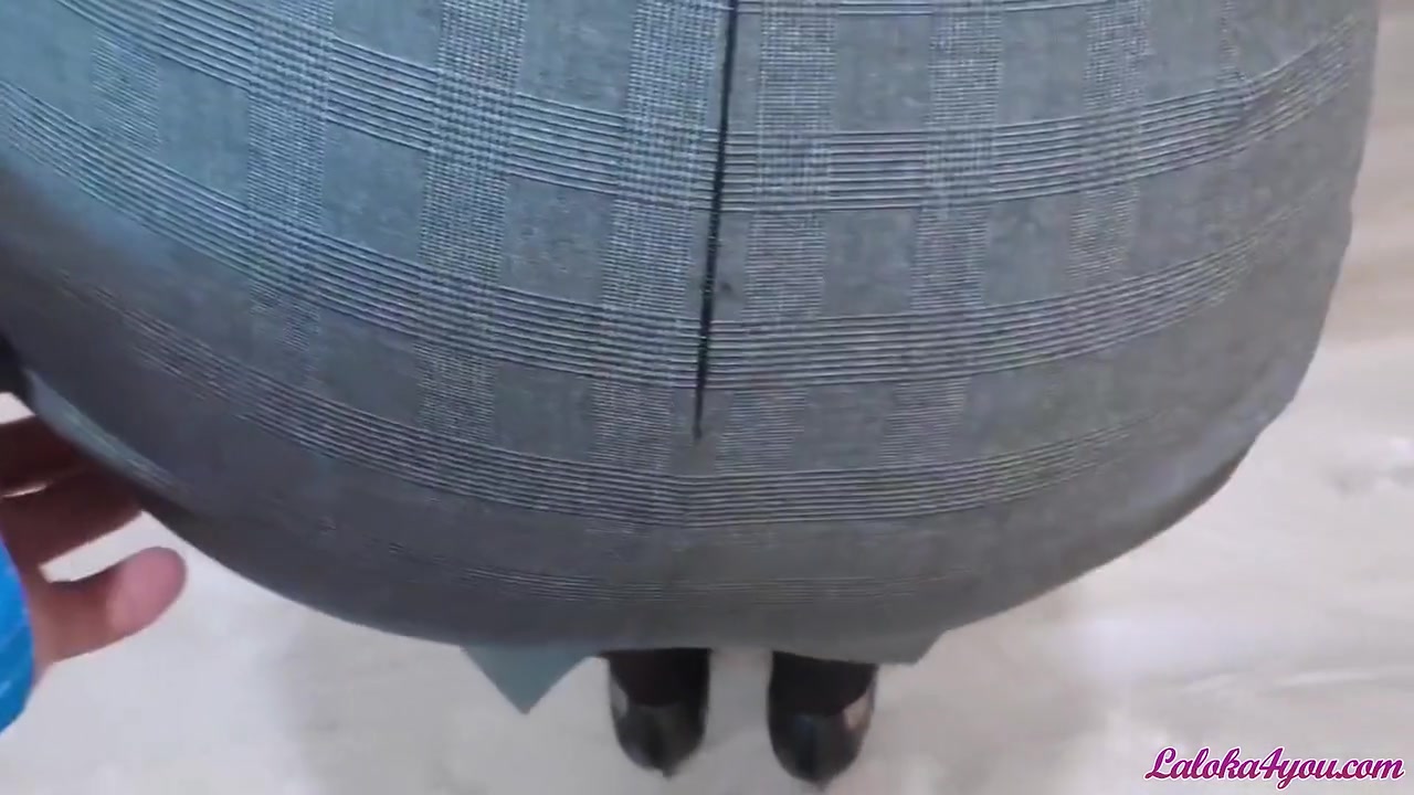 Horny Secretary Blowjob Big Dick Boss In The Office