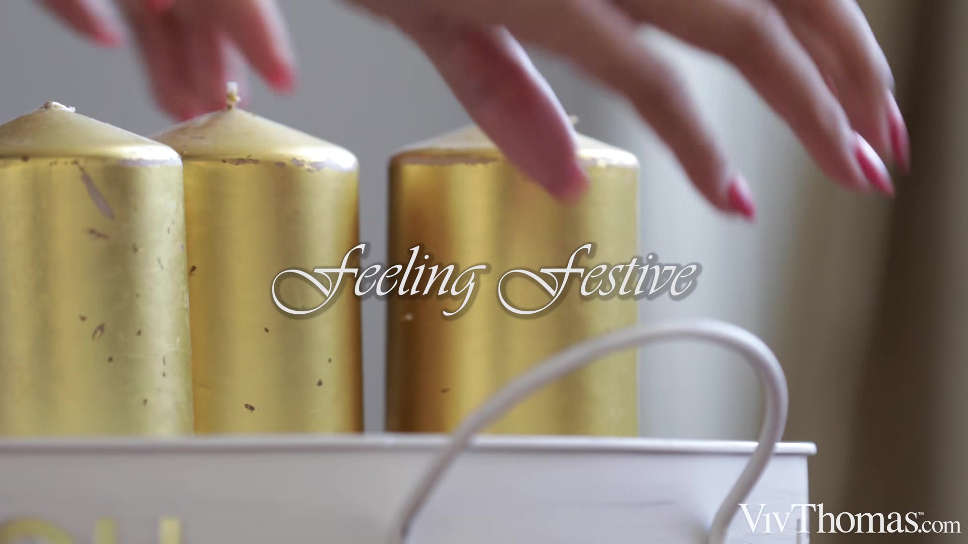 Feeling Festive - Romy Indy & Stella Cardo - VivThomas