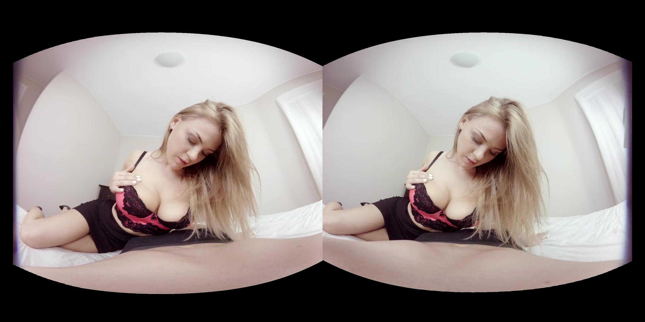 Viola Oh in Lost Panties - VirtualRealPorn