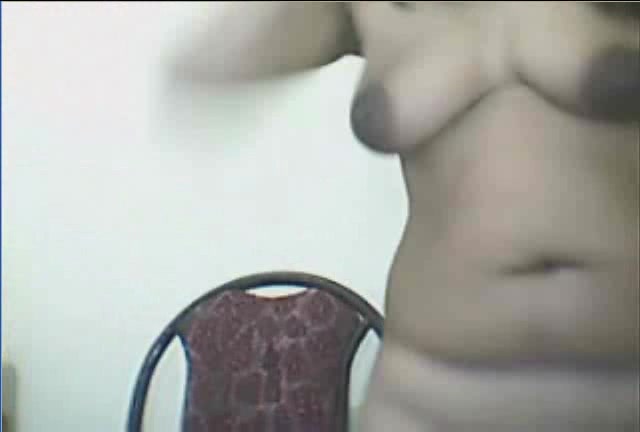 Chubby Filipino chick shows off her goodies on the webcam