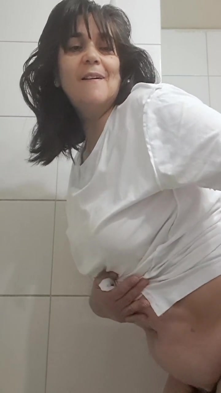 Stepmom Fucked By Surprise And Creampie Standby Bathroom