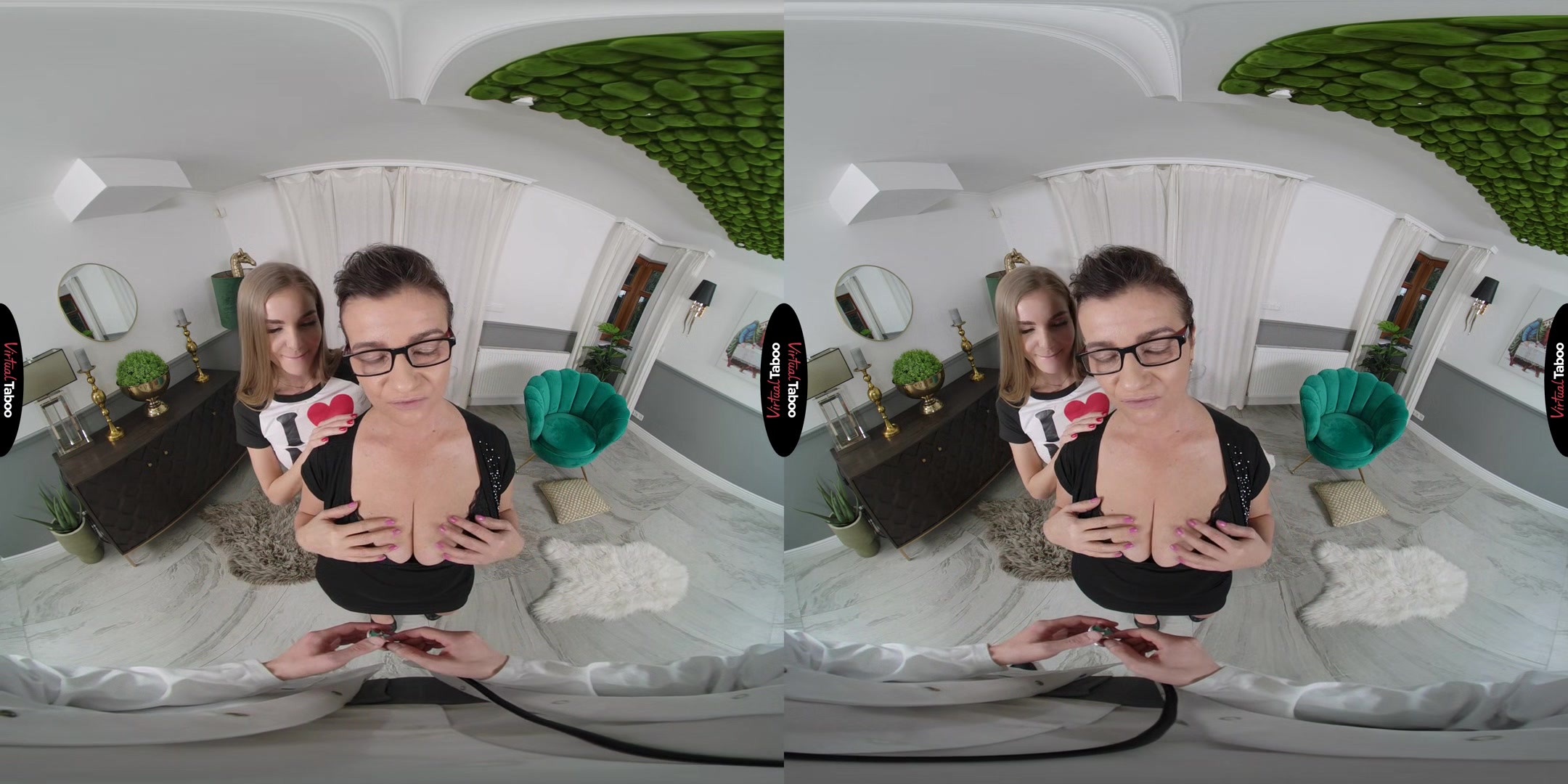 Fibi Euro VR Porn: Fake Doctor With A Real Big Cock - VirtualTaboo