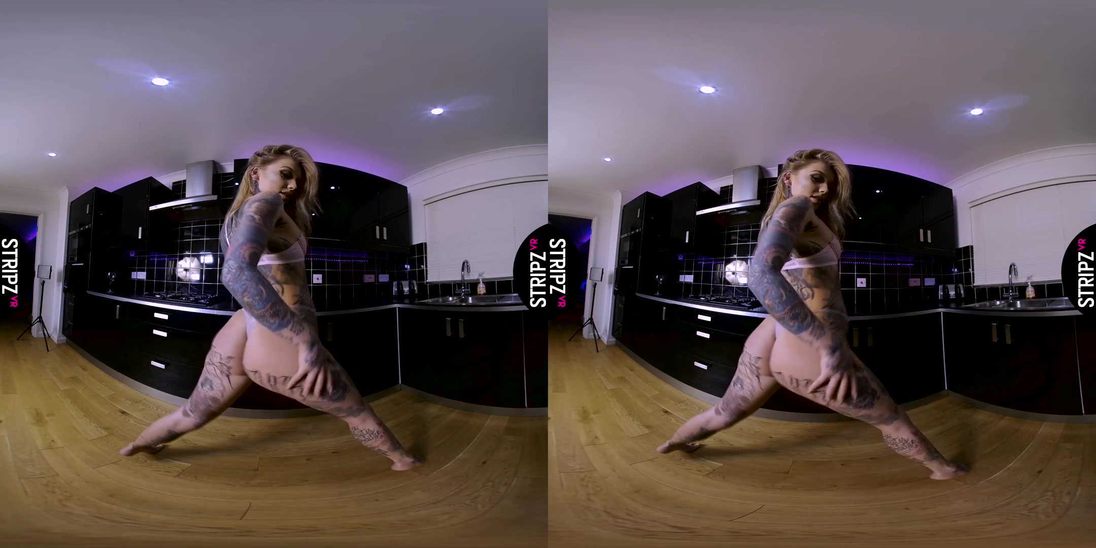 Lauren Brock in - StripzVR