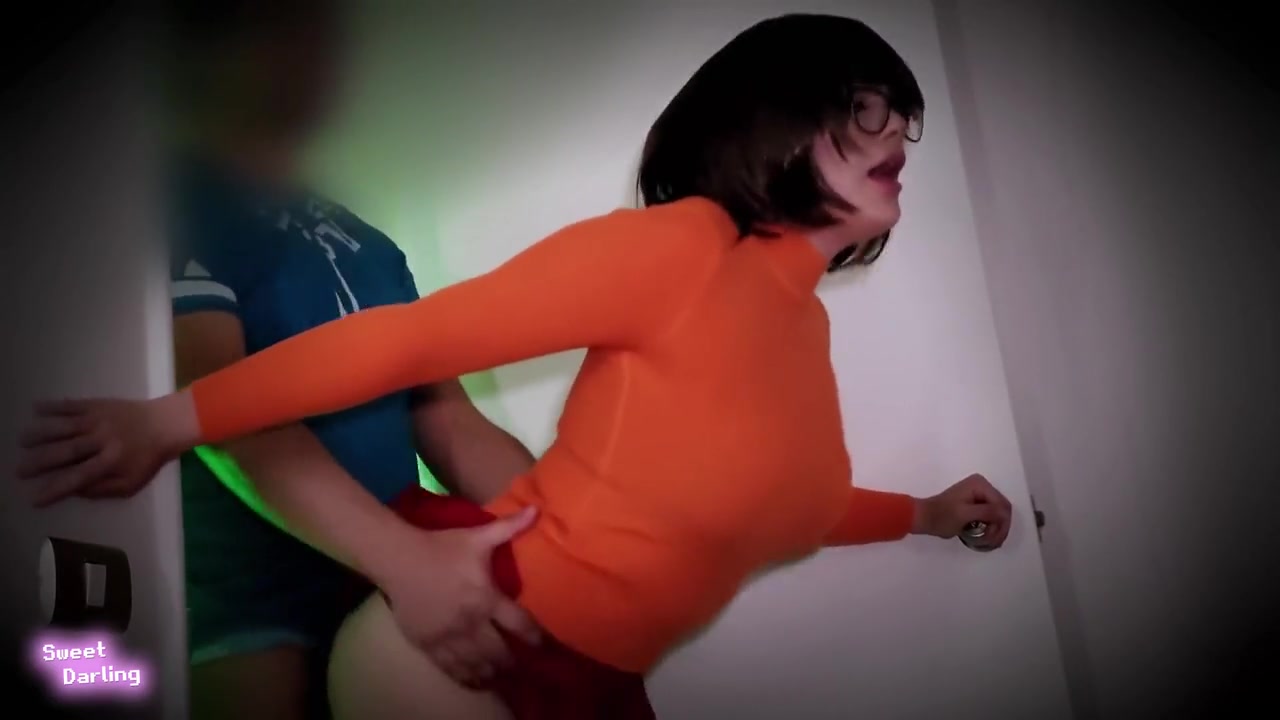 Velma Cosplay Fucked Hard At Halloween - Sweetdarling