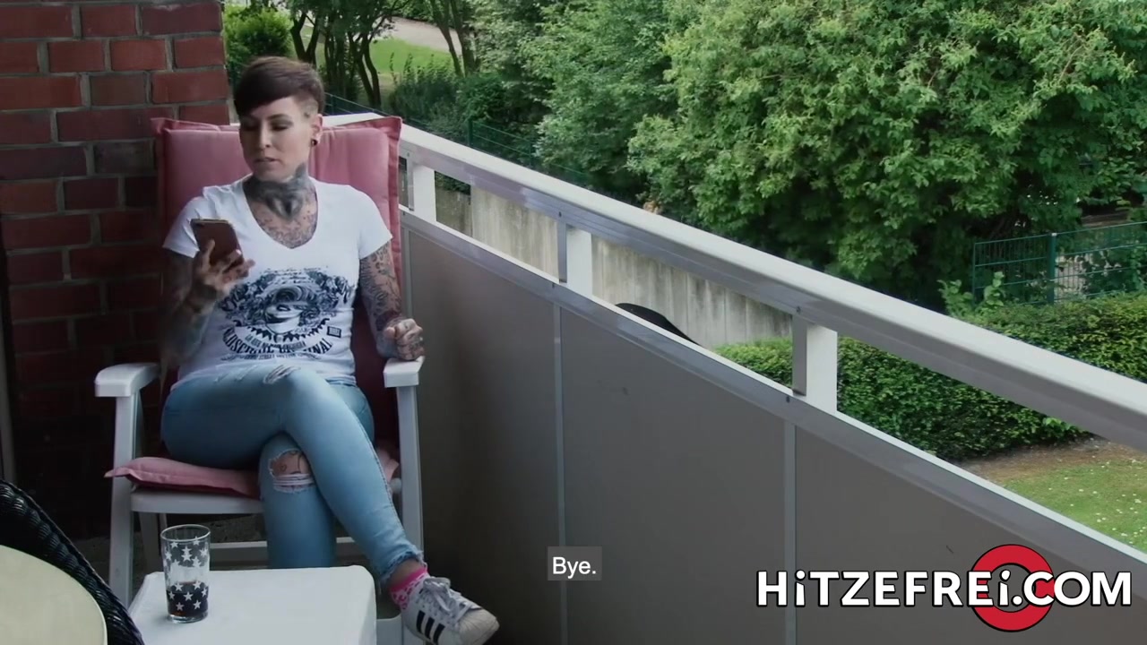 HITZEFREI Tattooed short haired MILF takes a big dick