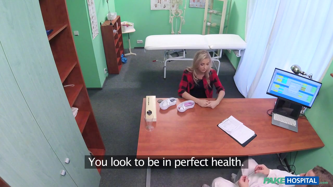 Petite patient now craves big dick - FakeHospital