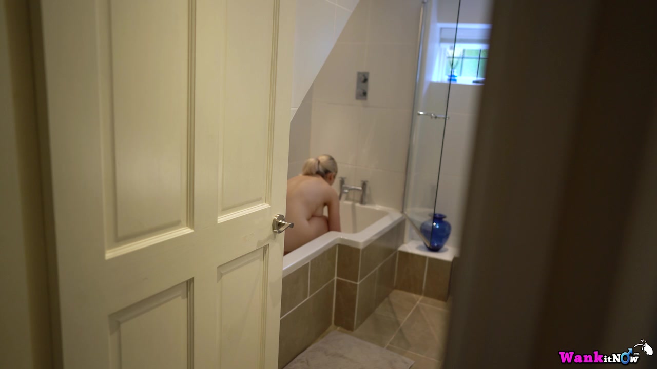 Cherry English - Let Me Stay - Sexy Videos - WankitNow