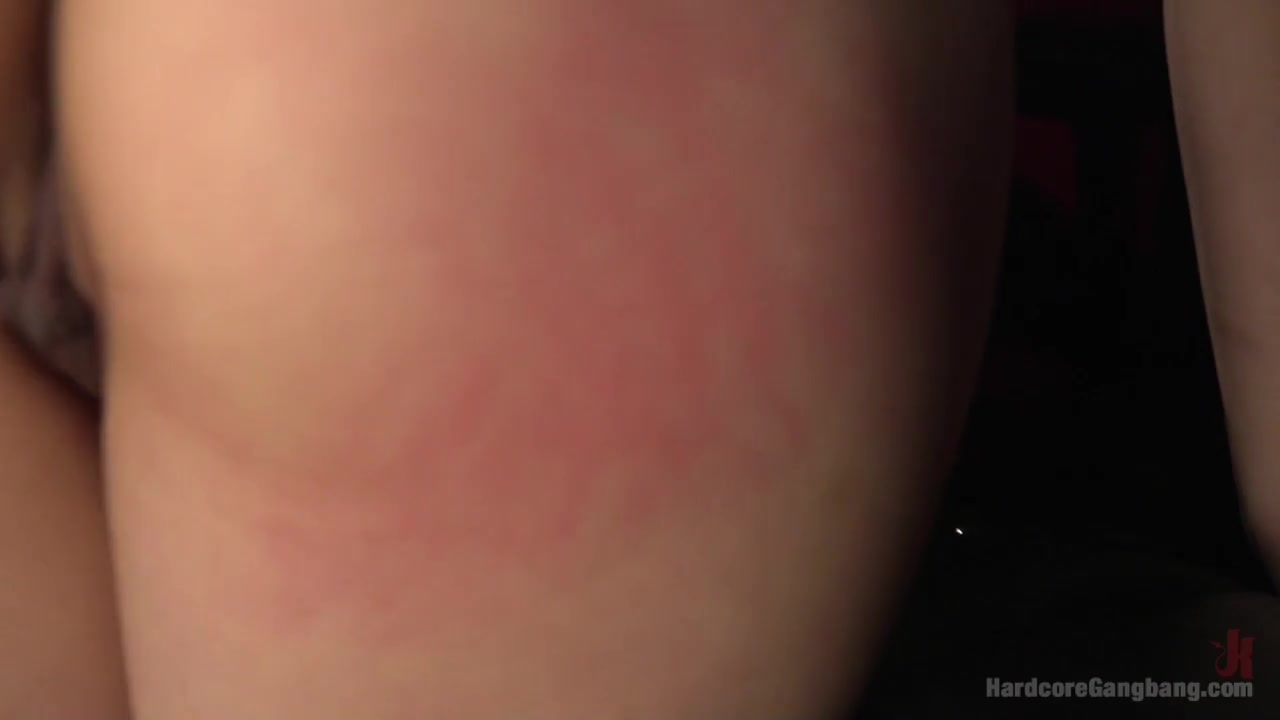 Film Fuck: Nari Park Cums Repeatedly As Shes Slammed In Every Hole - HardcoreGangbang
