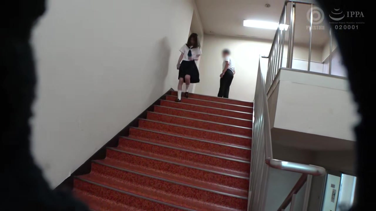 0008246_女子高生 眼鏡 トイレなどが含まれている
