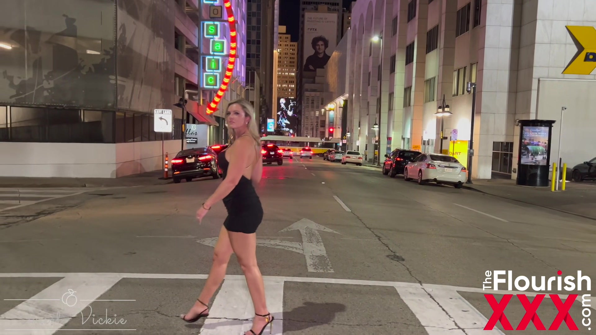 Hot Wife Sweet Vickie say Cucks Just Watch