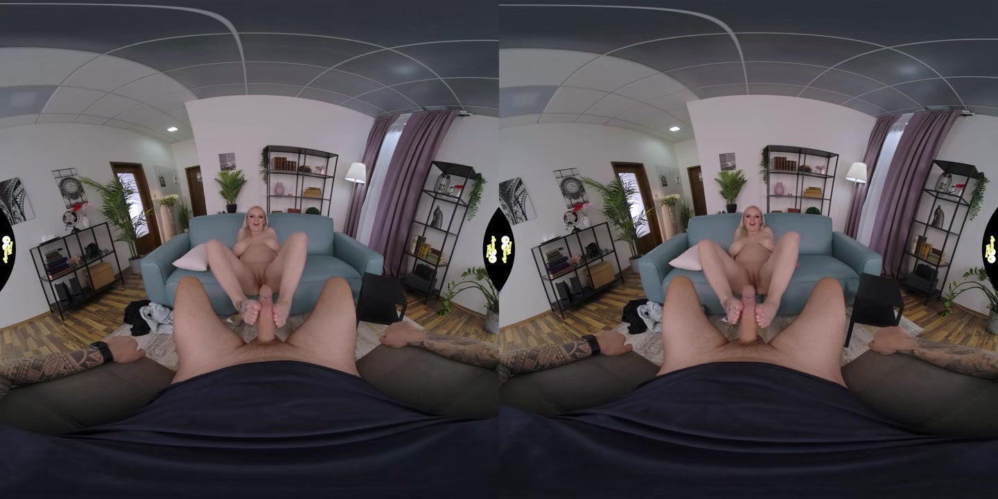Let's Fuck Sandra Sweet - SqueezeVR