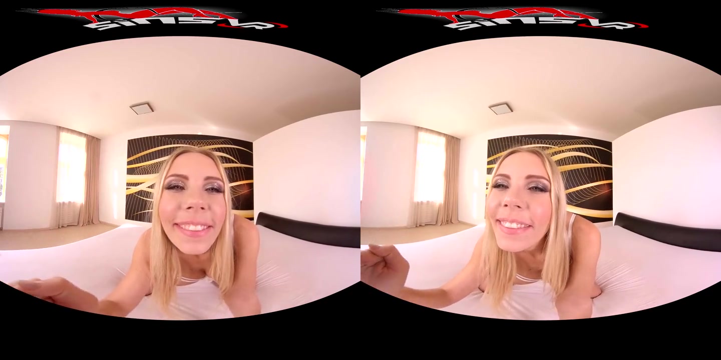 VR porn - In Bed with Florane Russel - SinsVR